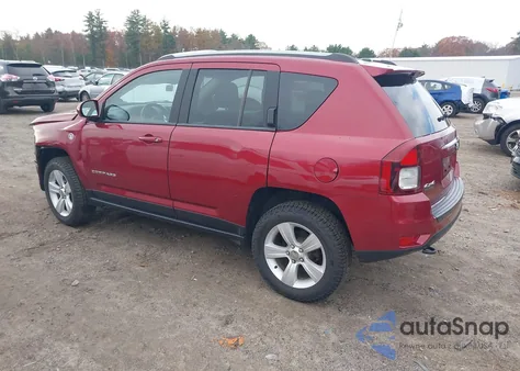 2017 Jeep Compass Latitude 4X4 from USA, damaged, VIN 1C4NJDEB8HD101652